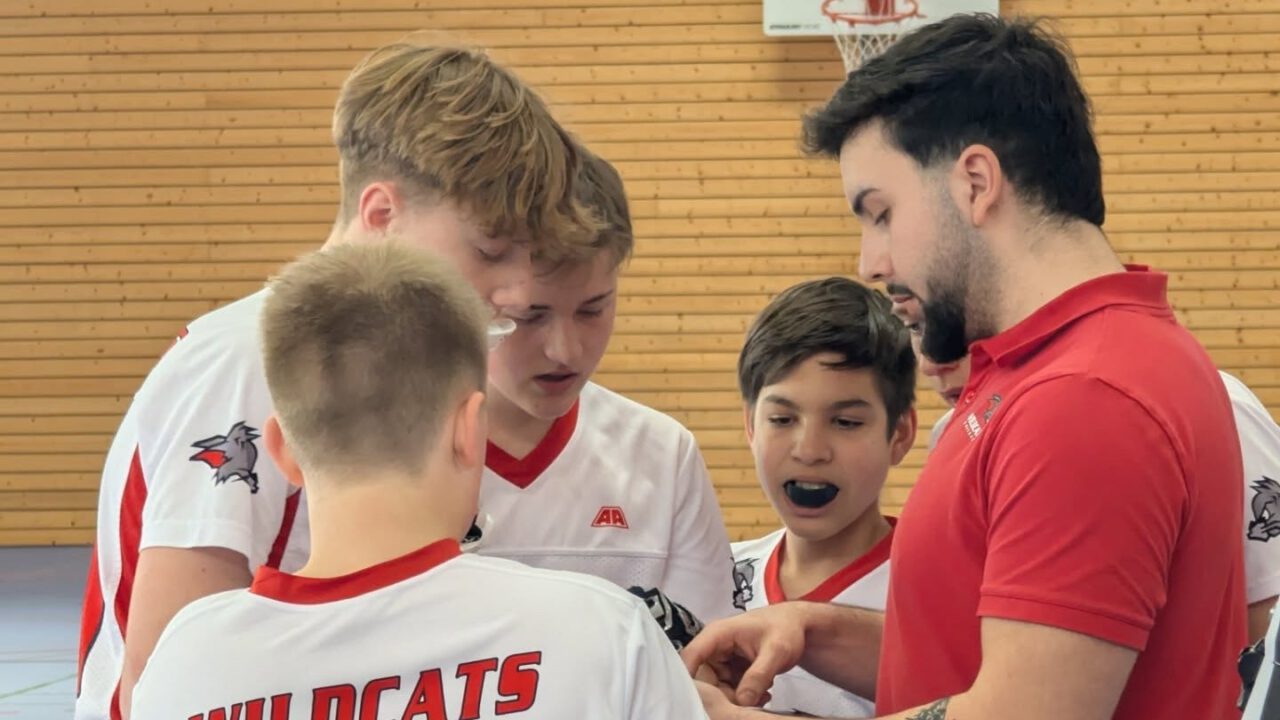 U16 Flag eröffnet Saison mit Hallenturnier in Kirchdorf