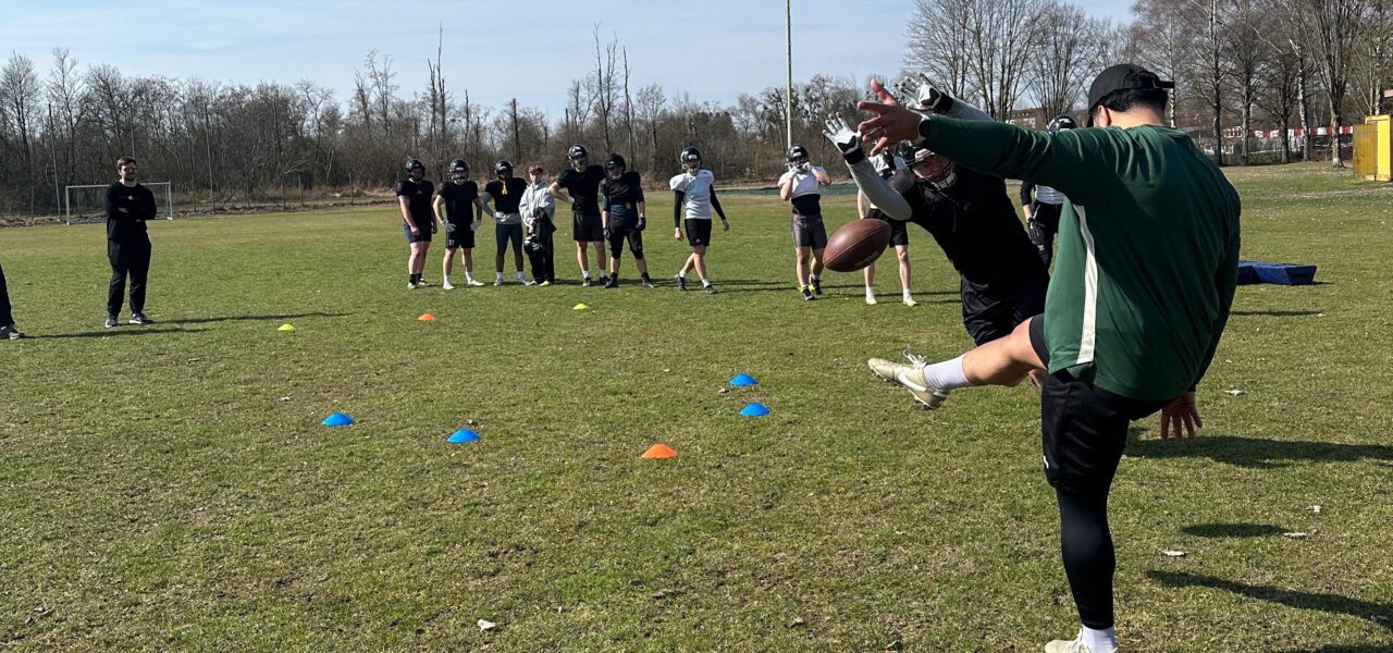 Special Teams Clinic mit Max Unflath